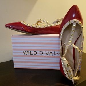 Wild diva faux patent, red & tan
